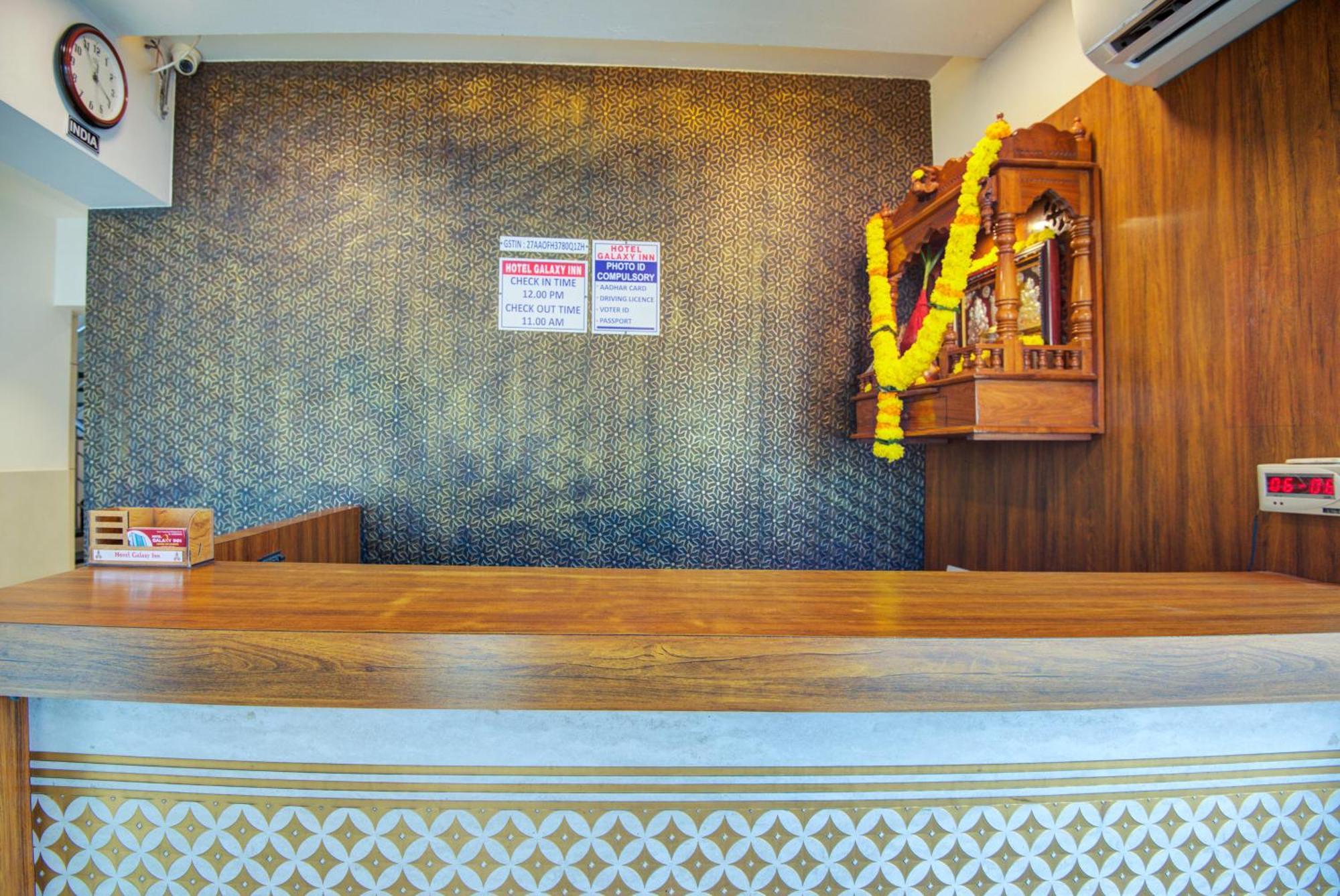 Hotel Galaxy Inn Navi Mumbai Esterno foto